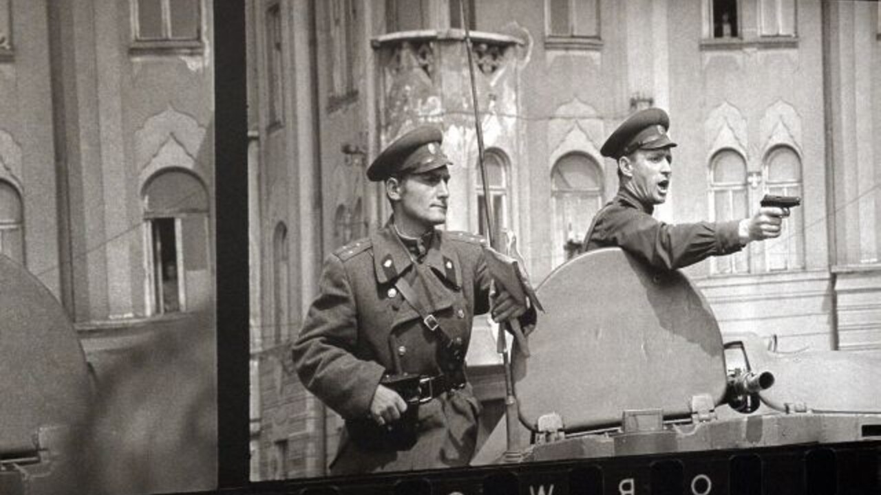 okupacia fotky ladislav bielik vystava (TASR)